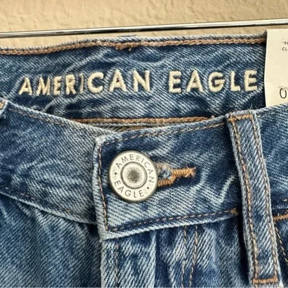 American Eagle Blue 90’s Straight Leg Jeans with Distressed Details Size 25 NWT - Picture 9 of 15